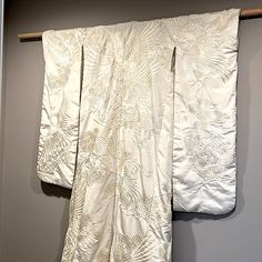 Decorate With This Beautiful White Wedding Kimono,Purchased In Japan. It Is 70 In Long And 52 In Wide. Embossed With White Silk Cranes. This Was Used In A Wedding Ceremony White Kimono Traditional, Kimono Traditional, Vintage Kimono Fabric, White Kimono, Wedding Kimono, Kimono Vintage, Kimono Fabric, Vintage Kimono, Silk Kimono