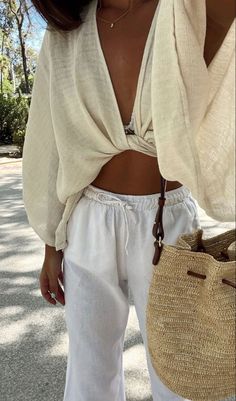 Chique Aesthetic, Italy Outfits Women, Maxi Vestidos, Perfect Cute, Italy Outfits, Europe Fashion, Beach Chic, Chic Dresses, Outfits Women