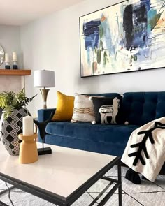 30 Blue Couch Living Room Ideas We Love Blue Couch Decor, Blue Couch Living Room Ideas, Blue Velvet Sofa Living Room, Navy Sofa Living Room, Living Room Colour Schemes, Feminine Living Room