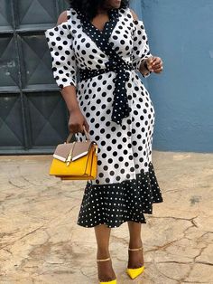 SkuCY-!99300MaterialPolyester StyleEmpire , Half Sleeves FeatureColor-block , Polka-dot , Hollow , Falbala , Split-joint NecklineV-neck OccasionGoing out , Casual , Leisure Fashion SeasonsSpring , Summer , Autumn TypeMidi Dresses ColorWHITESizeS,M,L,XL,2XL,3XL Please consult the size chart we provide for this item's measurements to help you decide which size to buy.Please note: There may be 1-3cm differ due to manual measurement.CMINCHBustLengthS90120M94121L98122XL1021232XL1061243XL1101254XL1141 Black And White Dress Classy, Fishtail Midi Dress, Mermaid Midi Dress, Midi Dress Style, High Waist Dress, Black And White Dress, African Design Dresses, Latest African Fashion Dresses, African Dresses For Women