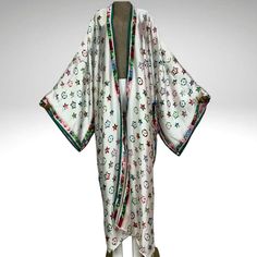 Eugenie' Kimono Kimono Online, Fabric Shop, Kimono Fashion, Beauty Accessories, Curator Style, Kimonos, Online Accessories, Elegant Fashion, One Size Fits All