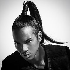 Samurai Hairstyle, Ponytail Hairstyles For Men, Japan Hairstyle, Cardigan Kimono, Ethnic Hairstyles, Braided Ponytail Hairstyles, Mens Braids, Japanese Hairstyle