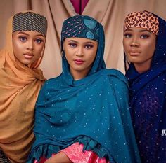 African Print Dresses Wedding, African Hijab, Model Wax, Dresses African Print, Nigerian Traditional Dresses, Ankara Scarf, African Head Dress, Beautiful Ankara Styles