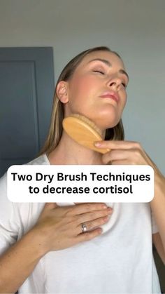 Dr. Lindsey Schmidt on Instagram: "Comment PUFFY and I’ll DM you the dry brushes I use and the the dry brush patterns shown here... along with my VIP waitlist for my Beat the Burn-out: Vagal Toning + Cortisol Reset Program! Dry brushing along the neck region as shown is where the vagus nerve runs. Helping increase the vagal tone, allows our body to be more stress resilient in shifting from fight or flight and back to rest and digest properly... as needed! Dry brushing along the tummy is thoug Dry Brushing How To, Dry Brushing Chart, Dry Brushing Before And After, How To Reset Your Nervous System, How To Dry Brush Skin, How To Reset Vagus Nerve, Dry Brush Benefits, Dry Brush Body Technique, Dry Brush Stomach