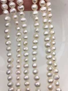 "--------------pearl description---------------- Materials: Genuine Freshwater Pearl Quantity: 1 strands Length: 16 inches, around 50 beads Shape: nugget Size(actual size): 7-8mm--width Grade(my shop): AA+ Color:  white Luster: high Body: please look at picture Hole Size: 0.8mm Conditions: brand new Item No.: LM7-T5 ----------------------------------------------- All 7mm nugget,please search \"LM7\" : https://www.etsy.com/hk-en/shop/WenPearls?ref=hdr_shop_menu&search_query=LM7 Fast search 1mm to 13mm nugget pearl,please search \"LM1\"->\"LM13\" keyword https://www.etsy.com/hk-en/shop/WenPearls?ref=hdr_shop_menu&search_query=LM1 https://www.etsy.com/hk-en/shop/WenPearls?ref=hdr_shop_menu&search_query=LM2 https://www.etsy.com/hk-en/shop/WenPearls?ref=hdr_shop_menu&search_query=LM3 https://ww Leather Pearl Jewelry, Pearls Diy, Pearl Strand, Big Pearl, Pearl Leather, Keshi Pearls, Sea Pearls, Pearl Strands, Baroque Pearls