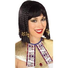 You can be the Queen of the Nile with this bob style braided wig (just above the shoulder length) with gold beads is perfect for your Cleopatra or goddess wig for Halloween, cosplay, 90's looks, religious celebrations, theatrical productions and more. One size fits most teens and adults. Other Cleopatra costumes and accessories are sold separately on our page – subject to availability. Egyptian Halloween Costume, Cleopatra Wig, Egyptian Goddess Costume, Short Black Wigs, Queen Cleopatra, Costume Noir, Goddess Costume, Wig Party, Halloween Queen