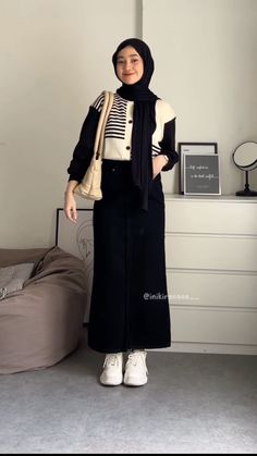 Outfit Kuliah Hijab, Outfit Rok, Outfit Hijab Simple, Outfit Ngampus, Outfit Hijab Casual, Stylish Outfits Casual, Rok Outfit