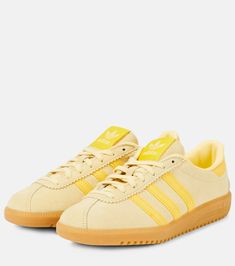 size 8.5 Womens Brown Sneakers, Colorful Tennis Shoes, Yellow Adidas, Colorful Sneakers, Yellow Sneakers, Preppy Shoes, Shoe Wishlist, Shoe Inspo, Yellow Shoes