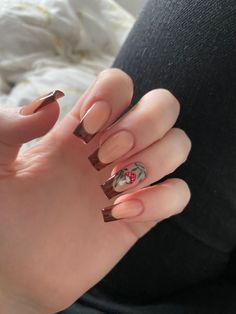 New Nail Designs Square Mushroom Nails, Cottage Core Acrylic Nails, Brown Mushroom Nails, Aesthetic Autumn Nails, Autunum Nails, Nails With Mushrooms, Fall Mushroom Nails, Coffin Fall Nails Designs, Indie Nail Designs