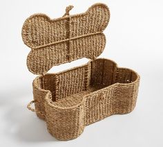 two baskets with handles made out of straw