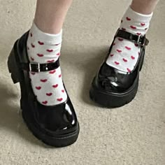 Heart Socks, Dr Shoes, Aesthetic Shoes, Shoe Inspo, Rory Gilmore, Swag Shoes, Red Hearts, Mode Inspo, Jane Shoes