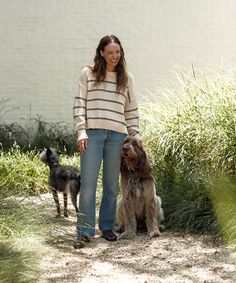 From lightweight knits to effortless dresses, Jenni shares the summertime styles she's wearing all season long. Summer Capsule, Jenni Kayne, Summer Capsule Wardrobe, Outdoor Cover, Clothes Ideas, Flat Boots, Slipper Boots, New Tops, Fabric Swatches