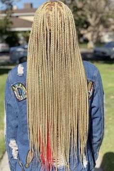 Hairstyles Peekaboo, Peekaboo Box Braids, Blonde Underneath, Peekaboo Highlights, Cute Box Braids