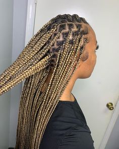 Small Box Braids Hairstyles, Triangle Braids, Trendy We Fryzurach, Twisted Hair, Blonde Braids