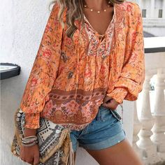 Super Cute And Stylish Ships In 5-10 Business Days Comfy Blouse, Floral Print Fabric, Estilo Chic, Stylish Blouse, Weave Style, Styl Boho, Arte Popular, Loose Outfit, Fabric Floral