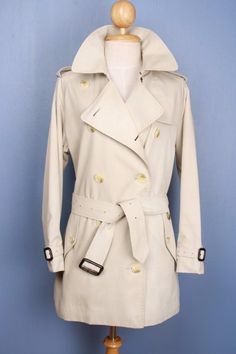 Womens BURBERRY Bespoke Short TRENCH Coat Mac Beige 14/16 Large Elegant Long Winter Raincoat, Elegant Winter Raincoat With Long Sleeves, Elegant Long Sleeve Winter Raincoat, Elegant Winter Workwear Raincoat, Elegant Fall Raincoat, Short Trench Coat, Designer Coats, Tailored Coat, Fragrances For Women