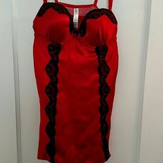 Red Chemise And Panti New Never Worn Red Fitted Camisole Sleepwear, Women's Intimates, Black Red, Black And Red, Slip On, Red, Women Shopping, Black, Color