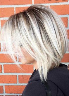 Short Stacked Bob Hairstyles, Modern Bob Hairstyles, Stacked Haircuts, Medium Bob Haircut, Stacked Bob Hairstyles, Stacked Bob Haircut, Medium Bob Hairstyles, Bob Hairstyles For Fine Hair, Penteado Cabelo Curto