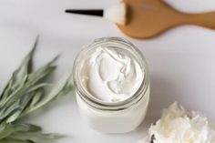 Shaving Cream Recipe, Beard Oil Recipe Diy, Homemade Beard Oil, Diy Shaving Cream, Homemade Shaving Cream, Essential Oil Bug Spray, Diy Beard Oil, Natural Shaving Cream