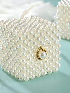 Pearl Square Party Chain Handbag White Pearl Evening Bag For Party, Luxury Pearl Evening Bag For Party, Elegant Bags With Pearl Chain, White Evening Bag With Pearl Handle For Party, White Evening Bag With Pearl Embroidery For Party, Elegant Pearl Evening Bag For Party, Elegant Evening Bags With Pearl Chain, Formal Bags With Pearl Chain, Elegant Party Bag With Pearl Chain