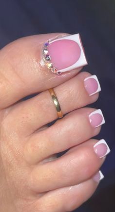 Acrylic Nail Spring, Nail Inspiration Almond, Toes Nails Ideas, Toes Nails Colors, Pretty Toenails, Nails Pies, Toe Nails Designs, Toe Nail Ideas