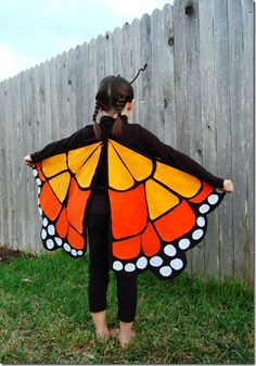 Felt butterfly wings - no wire Felt Butterfly, Purim Costumes, Butterfly Costume, Butterfly Birthday Party, Fancy Dress For Kids, Halloween Costumes For Girls, Kid Crafts, Diy Halloween Costumes