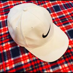 Like New, Unisex Nike Baseball Hat. Bright White Hat With Insignia On The Left Side Of Hat. One Size Fits All. Looks Brand New. No Marks, Rips Or Tears. Great Nike Hat! White Sporty Dad Hat With Flat Bill, Casual White Dad Hat With Flat Bill, White Nike Snapback Hat, Nike White Snapback Cap, Trendy White Flat Bill Baseball Cap, Casual White Snapback Hat, Classic White Sports Hat, Casual Nike Flat Brim Hat, White Sporty Flat Brim Hat