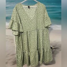 Cute Summer Dress! New - Never Worn Baby Doll Style Mint Green With White Hearts. Size 2x Very Loose Fitting. Material - 100% Polyester Cute Green Mini Dress For Beach, Cute Green Mini Dress For The Beach, Beach Sundress With Short Sleeve And Ruffle Hem, Cute Green V-neck Dress, Cute Flowy Sundress For Beach, Cute V-neck Sundress For Beach, Flowy Cute Mini Dress For The Beach, Cute Flowy Beach Sundress, Cute V-neck Sundress For The Beach