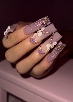 Repunzal Tangled Quince, Repunzal Nail Ideas, Purple Rapunzel Nails, Gel X Nails Purple, Tangled Nails Ideas, Repunzle Nail Ideas, Rapunzel Themed Nails, Tangled Nails Acrylic, Quince Nails Purple