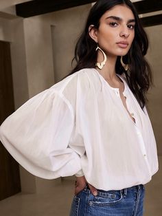 West Oversized Cotton-Silk Shirt | Banana Republic Polished Casual, Flowy Shirt, Weekly Outfits, Flowy Blouse, Floral Sleeveless, Sheer Fabrics, Silk Shirt, Cotton Silk, Women Clothes Sale