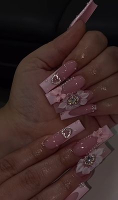 Pink Nails For Quinceañera, Pink And Gold Quince Nails, Pink Sweet 16 Nails, Pink Quinceanera Nails, Pink Bday Nails, Pink Quince Nails, Pinks Nail, Pink Nails Ideas, Quince Nails