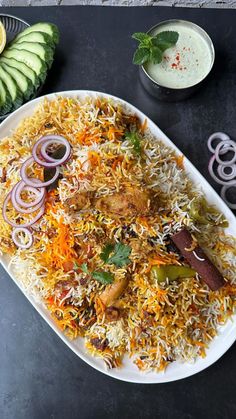 Sindhi Biryani, Indian Food Photography, Chicken Biryani Recipe, Food Story, Nutrition Chart, Backyard Picnic, Indian Dessert, Indian Cooking Recipes, Yummy Casseroles