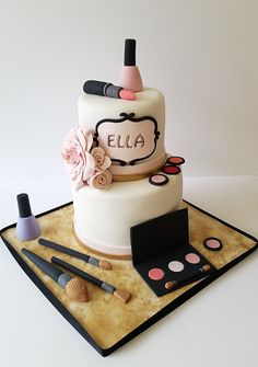 there is a cake that has makeup on it