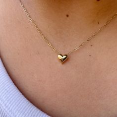 This dainty necklace is perfect for everyday wear. The puff heart design is very versatile with the trendy chain it comes on, perfect for any outfit. Very comfortable and lightweight because of the hollow puff heart but strong enough for everyday wear. This will make a great gift or addition to your jewelry collection!  MATERIALS > 18K Gold Plated  > Tarnish resistant, great for everyday wear! SIZE >  ⅜ inch Heart Pendant Charm > 15in  + 2in =  17 inch Link Chain  * CARE INSTRUCTIONS * ~ Simple Bubble Heart, Necklace Stacking, Heart Necklace Gold, Pearl Charm Necklace, Blue Opal Necklace, Gold Bubbles, Stacked Necklaces, Puffed Heart, Protection Necklace