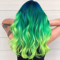 Hair Color Quotes, Two Tone Hair Color, Two Tone Hair, Color Hairstyles, Black Ponytail Hairstyles, Pulp Riot, Awesome Hair, Alternative Style