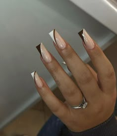 Brown Acrylic Nails, Wow Nails, Brown Acrylic, Subtle Nails, Nails Coffin Short, Beige Nails