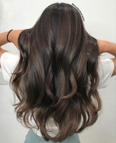 Latte Brown Hair, Guytang Mydentity, Cool Brown Hair, Balayage Caramel, Dark Chocolate Brown Hair, Hair Change, Hairstyles Color, Black Hair Balayage, Dark Brunette Hair