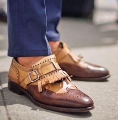 Monk Strap Shoes Men, Black Brogues, Dapper Outfit, Shoes Inspiration, Monk Strap Shoes, Mens Fashion Blog, Mens Fashion Inspiration, Mens Style Guide, Mens Leather Boots