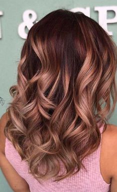 Rose Gold Hair Color Ideas, Gold Hair Color Ideas, Rose Gold Hair Color, Gold Hair Color, Latest Hair Color, Gorgeous Hair Color, Fall Hair Color For Brunettes