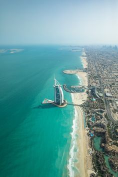 Imagen de una playa en Dubai Dubai Travel Guide, Dubai Holidays, Dubai Tour