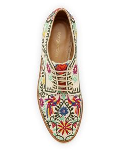 Mode Shoes, Espadrille Sneakers, Paris Mode, Embroidered Canvas, Embroidered Shoes, All About Shoes, Fabulous Shoes, Sergio Rossi, Crazy Shoes