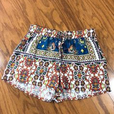 Never Wore! Excellent Condition Bebop Bohemian Style Shorts Size S -Elastic Waistband And Drawstring -Material: 100% Rayon Bundle Items And Save! Casual Boho Print Bottoms For Beach, Patterned Summer Bottoms For Vacation, Blue Printed Shorts For Vacation, Patterned Summer Vacation Bottoms, Patterned Bottoms For Summer Vacation, Summer Beach Boho Print Bottoms, Blue Bohemian Shorts For The Beach, Blue Bohemian Shorts For Beach, Summer Vacation Boho Print Bottoms