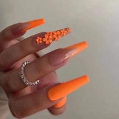 Nail Art Noel, Orange Nails, Minimalist Nails, Long Acrylic Nails, Gorgeous Nails, Flower Nails, Acrylic Nail Designs