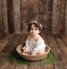 Boho Baby Photoshoot, Toddler Photoshoot Studio, One Year Old Studio Photoshoot, Minimal 1st Birthday Photoshoot, Baby Girl Photoshooting Cake Smash, 6 Month Old Studio Photography, Fairy Cake Smash Photography, One Year Old Studio Session, Baby Birthday Photoshoot