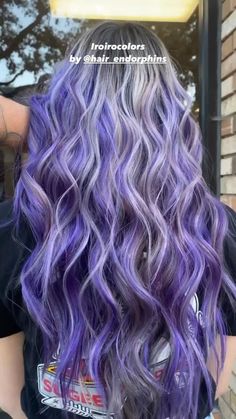 Blonde And Hair Lavender, Lavender And Periwinkle Hair, Lavender And Gray Hair, Vivid Highlights Blondes, Winter Vivid Hair Color, Silver Hair With Purple Highlights, Two Tone Purple Hair, Gray And Purple Hair, Purple And Grey Hair