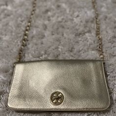 Gold Tory Burch Crossbody Removeable Chain Strap Can Be Used As Clutch Good Condition Tory Burch Crossbody, Tory Burch Bags, Tory Burch Bag, Chain Strap, Tory Burch, Bag Lady, Chain, Women Shopping, Gold