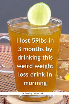 Fat-Burning Detox Drink for Super Fast Weight Loss #weightlossdrink Slim Down Drink, Belly Fat Drinks, Belly Fat Burner Drink, Natural Drinks, Makanan Diet, Reduce Body Fat, Fat Loss Drinks, Diet Drinks, Healthy Drink