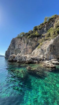 the water is crystal green and clear