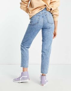 Jeans by Pull&Bear It's all in the jeans Regular mom fit High rise Belt loops Functional pockets Sits on the ankle Sizing on this style runs small Basic Mom Jeans, The Jeans, Medium Blue, Order Now, Mom Jeans, Must Haves, Asos, Latest Trends, High Rise