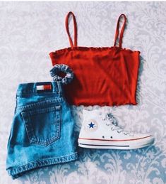 VSCO - vibeymoods - Images Gryffindor Pride, Vsco Pictures, Teenage Outfits, Outfit Jeans, Women Sweater, Teenager Outfits